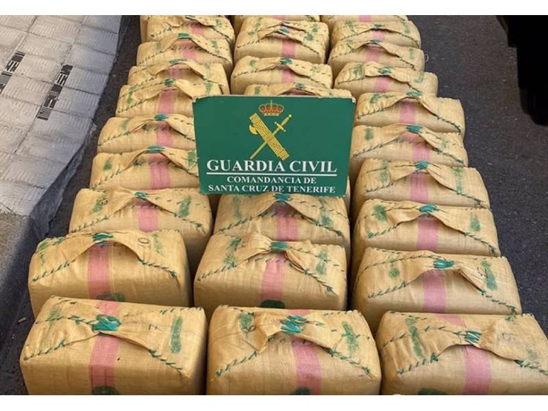 1,800 kilos of hashish seized in Abades in the South of Tenerife