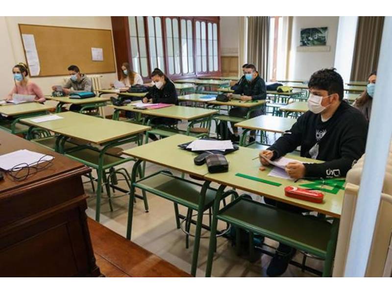 Canaries want to vaccinate pupils before the start of the school year