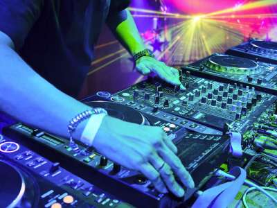 Clubs and fun pubs will be allowed to stay open after 2am 