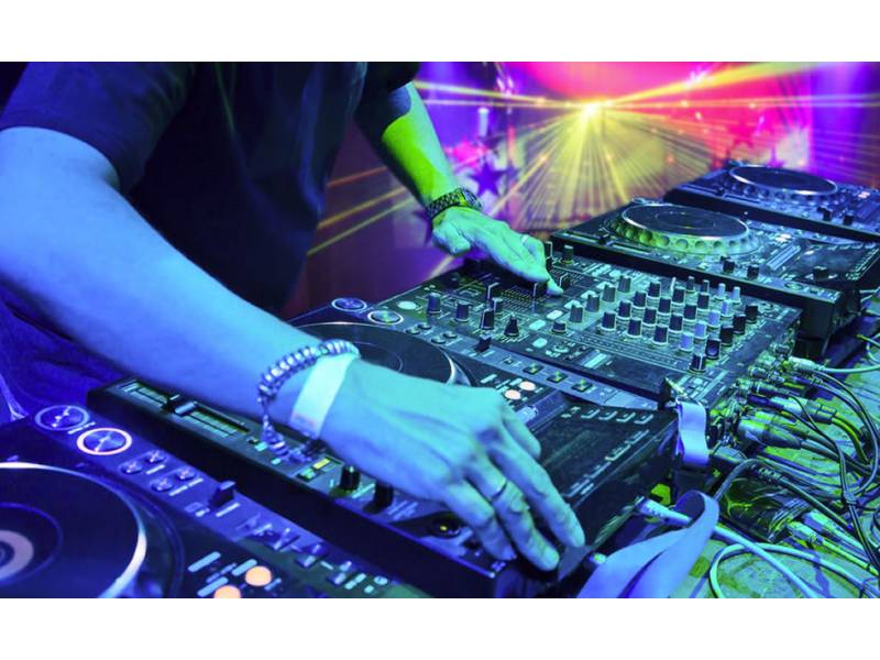 Clubs and fun pubs will be allowed to stay open after 2am 