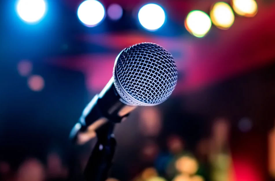 And the next singer is... Karaoke is allowed again in level 1 islands