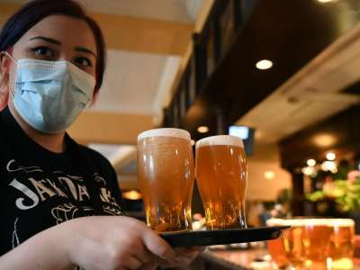 The TSJC justifies the opening of interiors of the hospitality industry in Tenerife