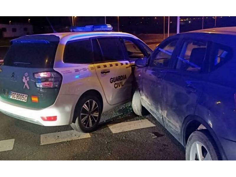 Car chase in Lanzarote ends with Guardia Civil officer injured Car chase in Lanzarote ends with Guardia Civil officer injured