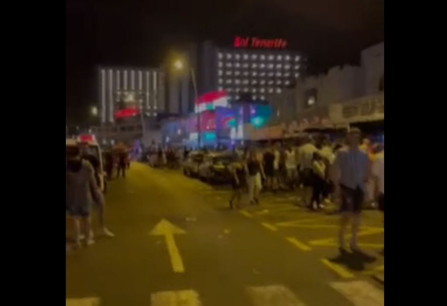 What happens if Tenerife passes to Level 4 restrictions?