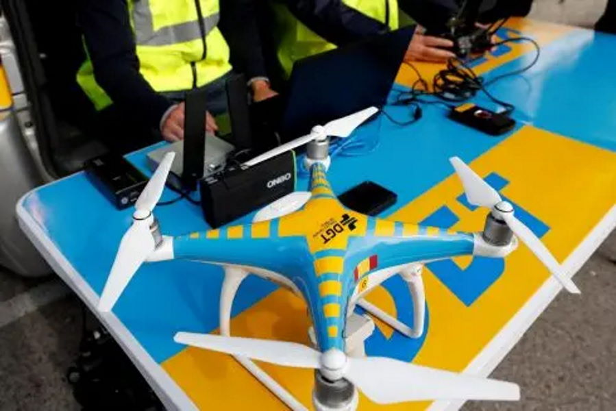 VIDEO: How the DGT traffic drones work, and what they see