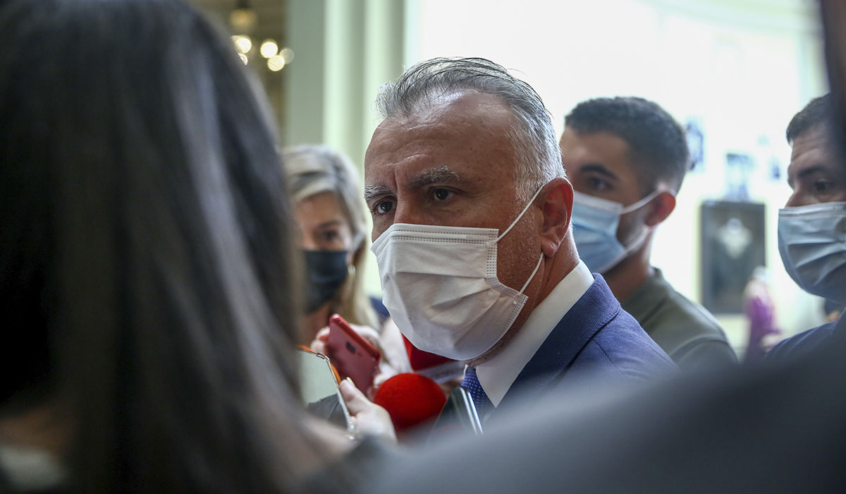 Health informs of more than 600 new cases already today on a key day for restrictions
