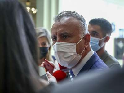 Health informs of more than 600 new cases already today on a key day for restrictions