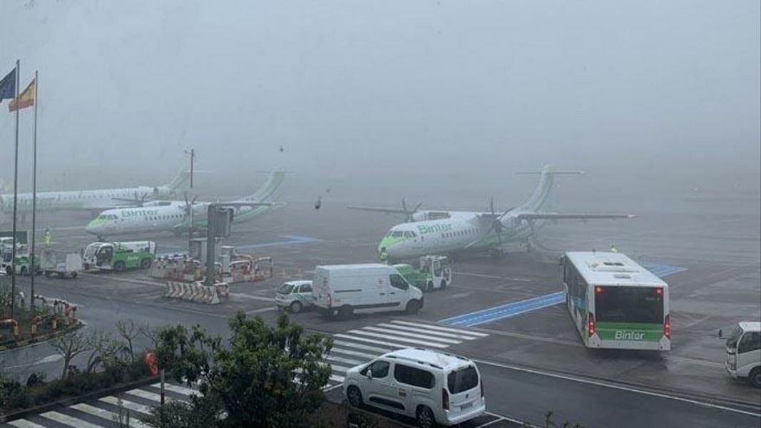 Flight disruptions at Tenerife’s airports due to strong winds and fog