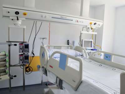 La Candelaria Hospital is preparing a new ICU ward to serve Covid patients