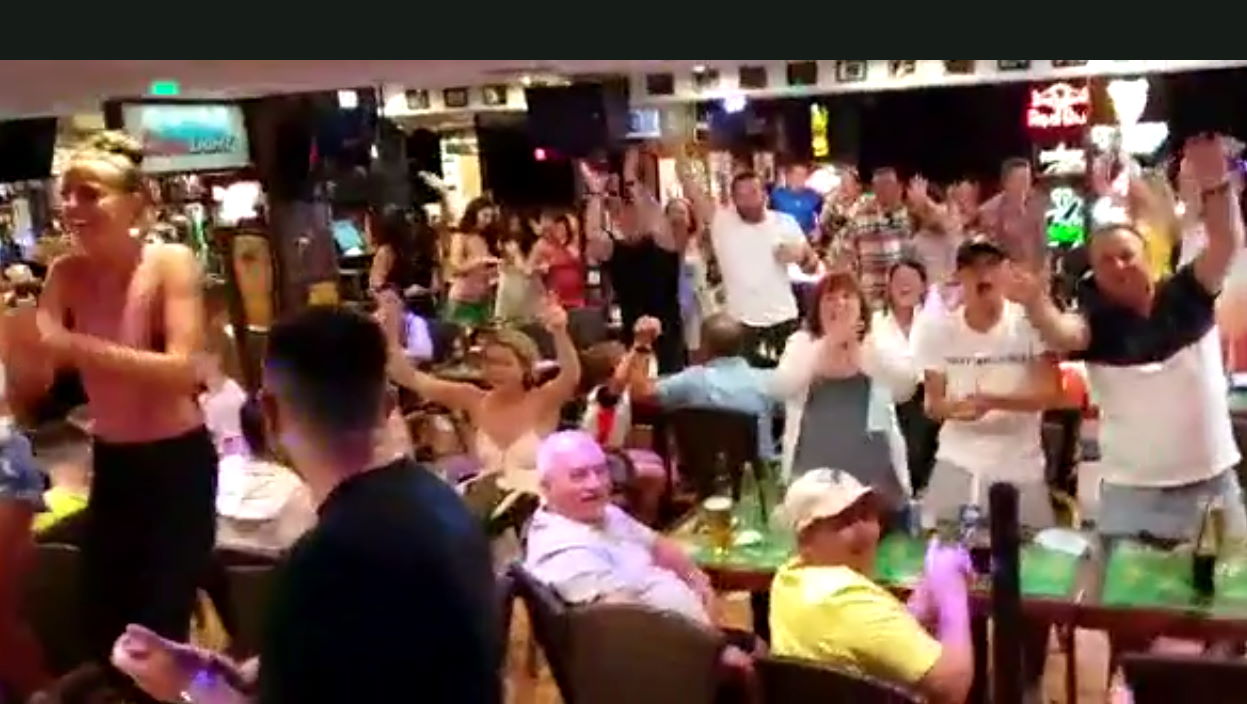 Images of foreign tourists partying in a bar are posted on politicians facebook page