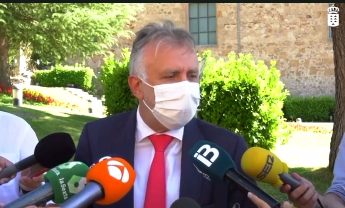 Torres: Unvaccinated people are a potential danger to society and recovery