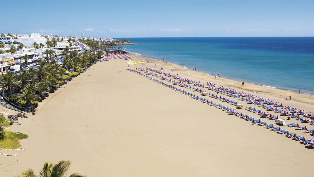 Another cloudy day today, except in Lanzarote and Fuerteventura