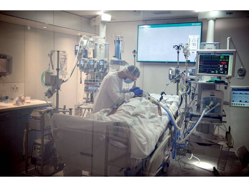 Is the virus slowing down as incidence rates have dropped 10 points in five days?