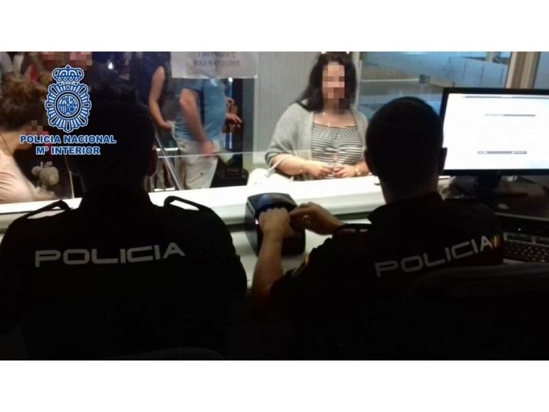 Police detain British tourist for trying to leave Tenerife without a Covid test