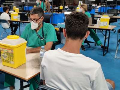 65% of the target population in the Canary Islands are now fully immunised