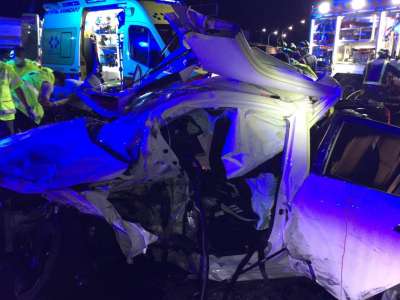 Two killed and four injured in a car accident in Guaza
