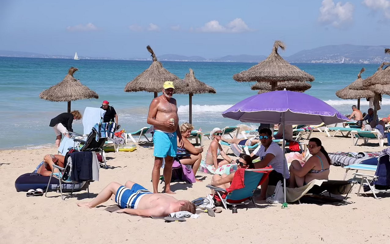 The Canary Islands are now at the lowest risk level for Covid in Germany