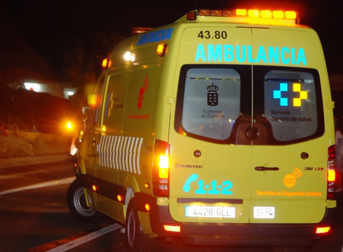 35 year old man stabbed in Playa Las Americas late last night