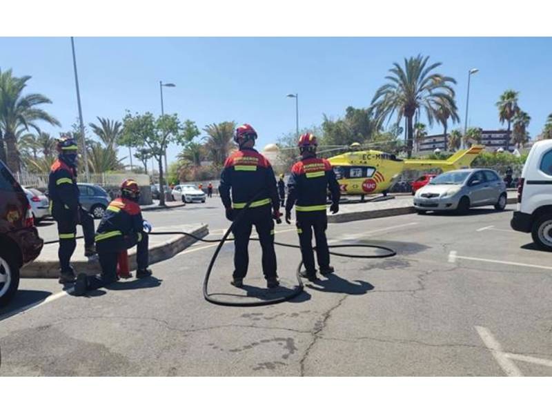 Lifeguard saves 7-year-old boys life after pool accident in a Playa del Inglés hotel