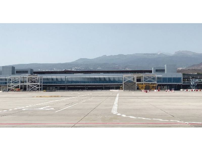 The construction of the new terminal at Tenerife Sur airport enters its final phase