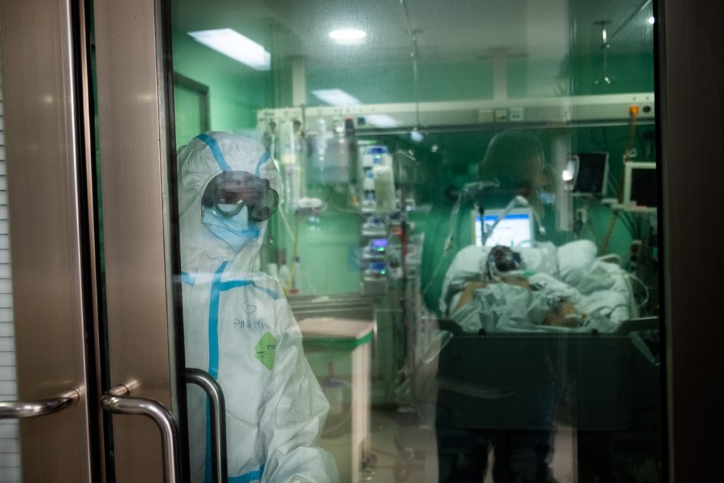 Covid update: 5 Covid deaths today including a 37 year old man with no previous pathologies
