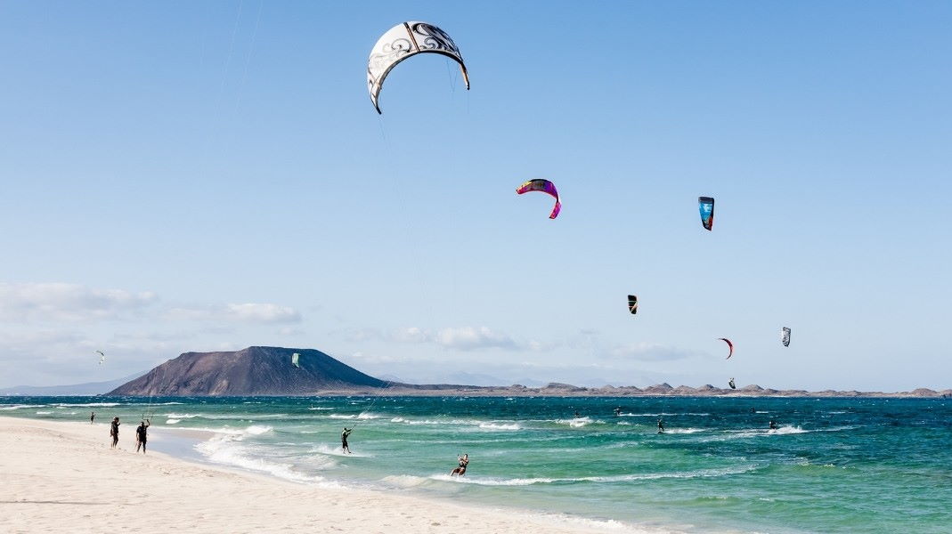 A hot weekend to finish the August holidays in the Canary Islands