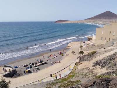 El Medano and Los Abrigos beaches are back open to the public
