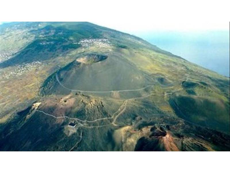 LA PALMA UPDATE: The land has now risen 6cms in the southwest of the island