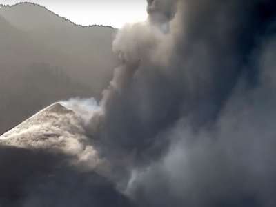 La Palma volcano starts erupting from new vent 400 metres away from main cone