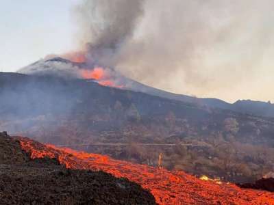 LA PALMA: Two weeks since eruption and still more earthquakes this morning