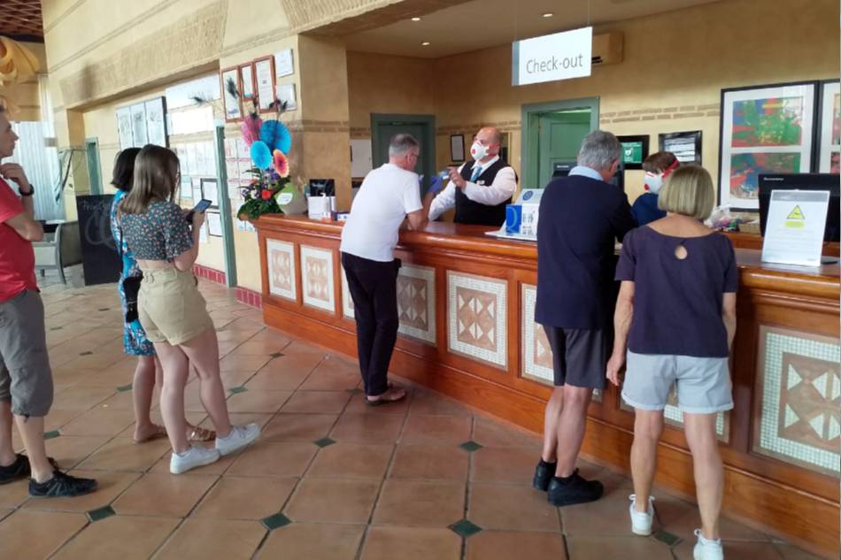 The requirement of Covid certificate to stay in tourist accommodation is being cancelled