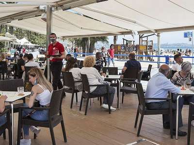 Covid update: Active cases drop below 1,000; will Tenerife move to Level 1 tomorrow?