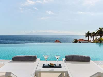 Recovery of tourism accelerates and a ‘spectacular’ end of October is forecast