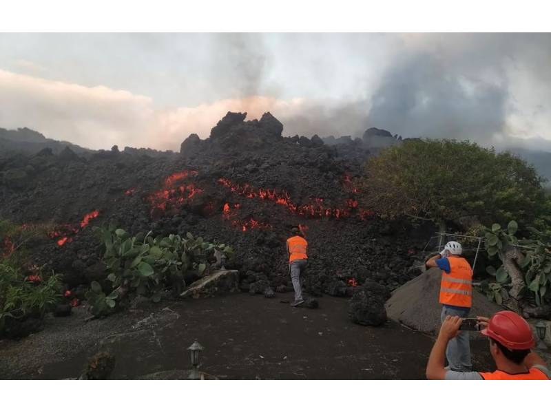 LATEST: The ground on La Palma has risen 10 centimetres in the last 24 hours