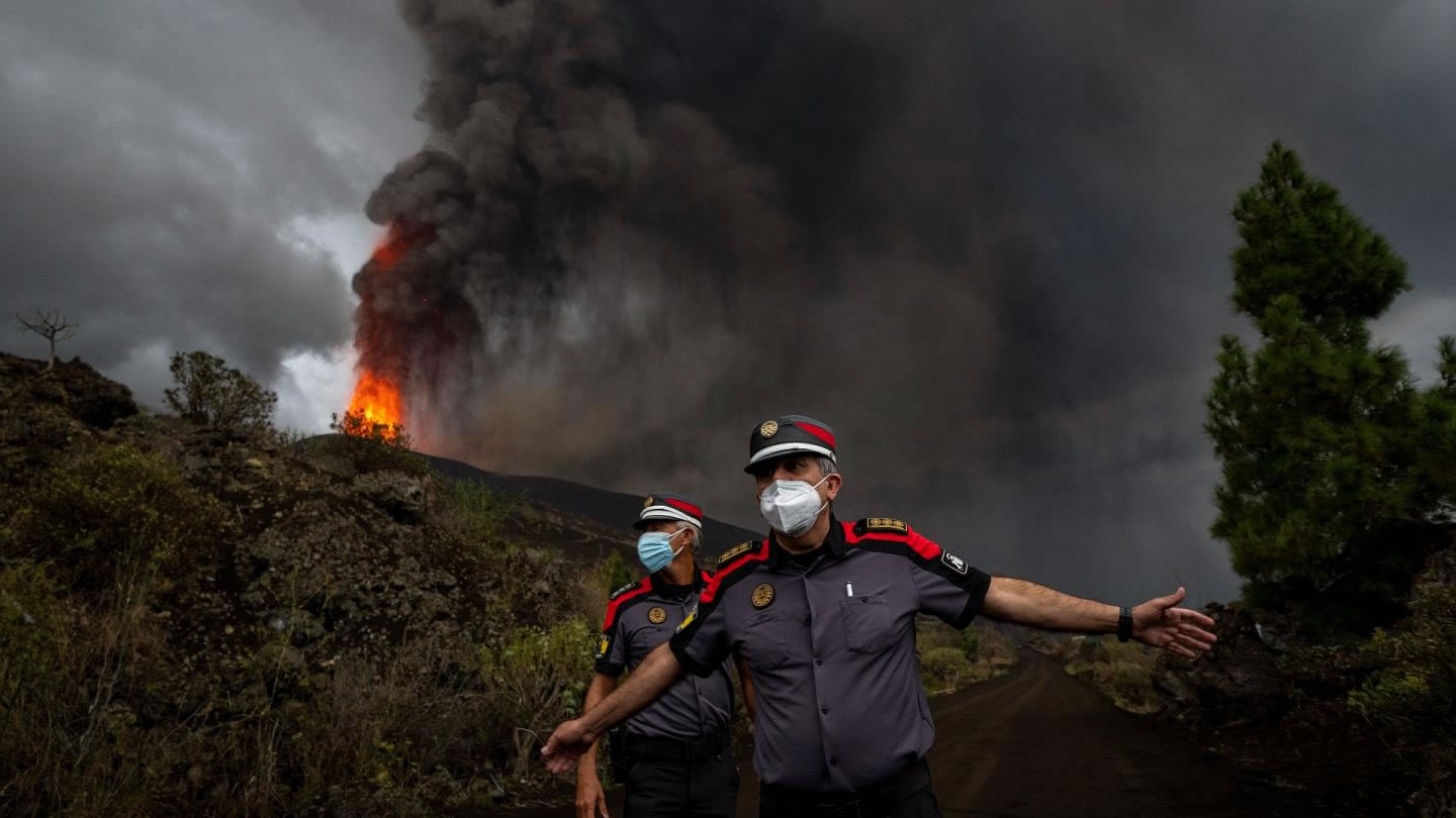 La Palma is preparing for an influx of visitors over the bank holiday weekend
