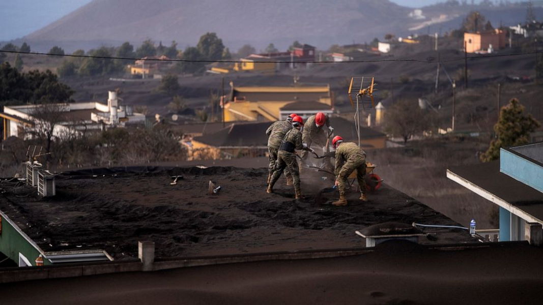 Dead body found in a house inside eruption exclusion zone in La Palma