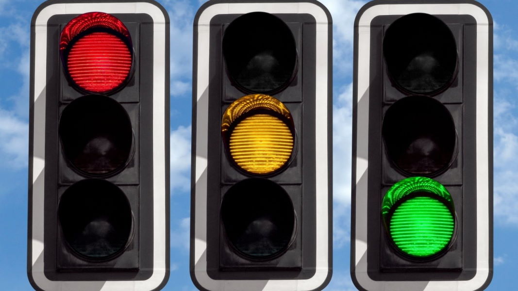 Health studies making 'Covid traffic light' more flexible, and to raise low risk to 100 cases