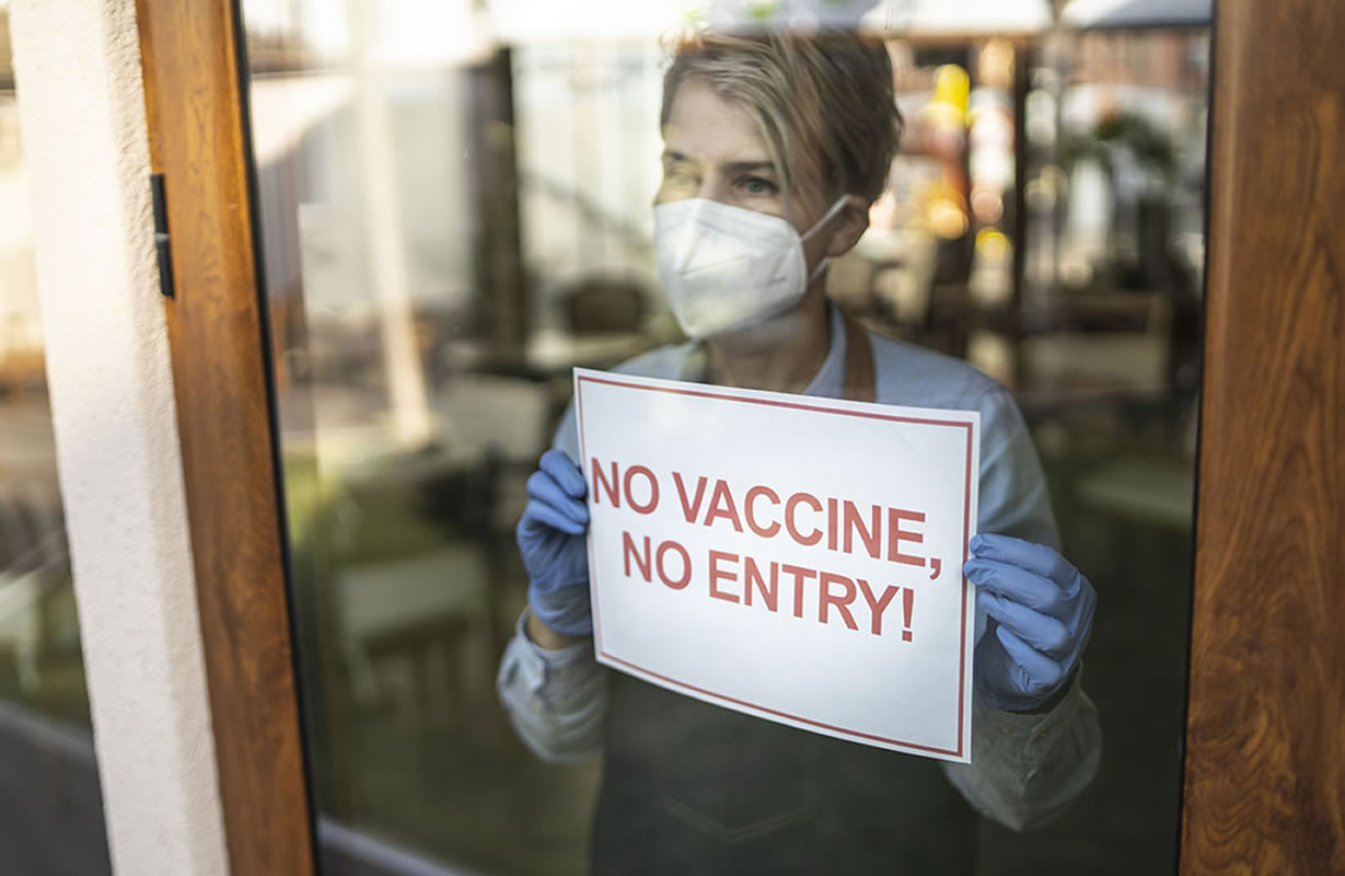 AERO: Don’t reduce capacity in bars and restaurants, ban unvaccinated people