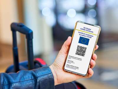 The Covid certificate is now required for domestic flights from mainland Spain