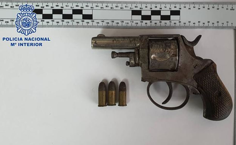 Man arrested after accidentally shooting himself in the leg