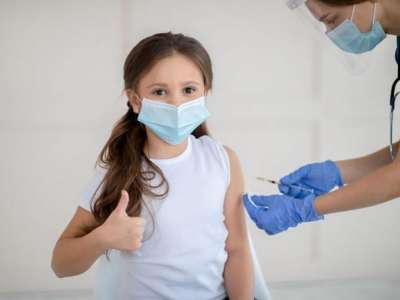 Covid update: 484 new cases; Pfizer vaccine available for under 12s from 13th December 