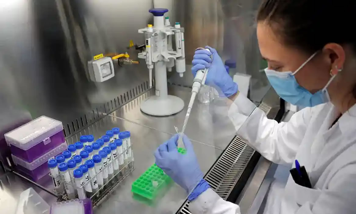 Covid update: First case of Omicron is confirmed in the Canary Islands