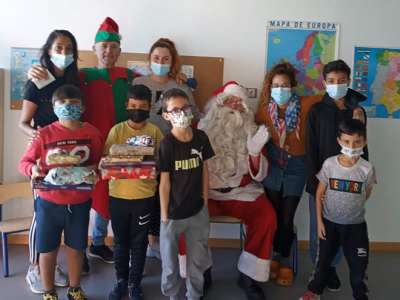 Bring A Toy puts a smile on children’s faces in La Palma and Tenerife