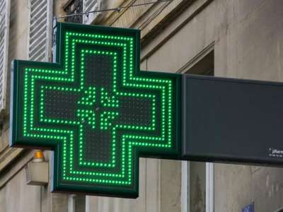 The capacity of chemists and essential shops is increased in Levels 2 and 3