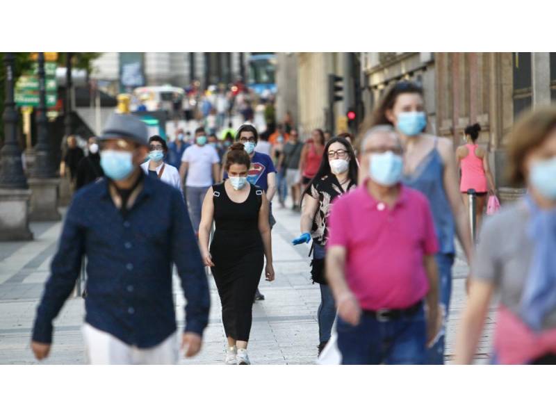 The mandatory use of masks outdoors is coming back in Spain