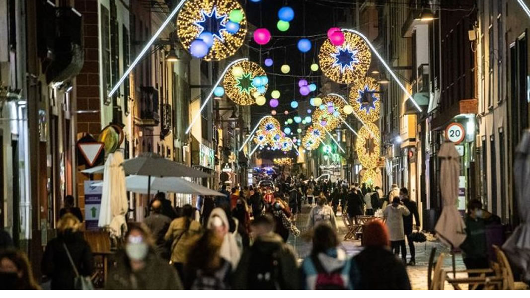 Covid update: 2,957 new cases and 8 deaths the day before Christmas Eve
