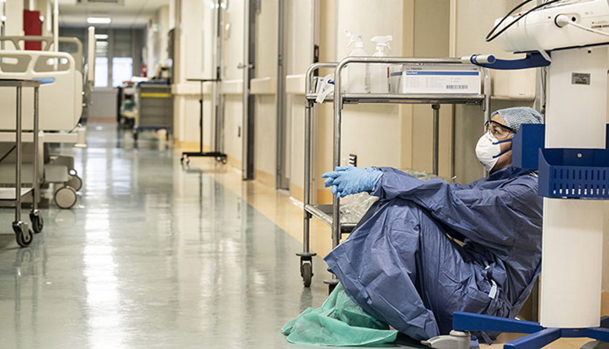 Covid update: 1,863 new cases and ICU admissions increase by 20%
