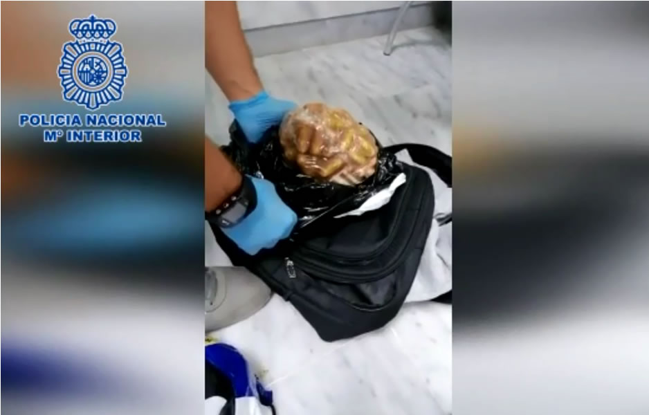 Man arrested at Lanzarote airport with 1.8 kilograms of cocaine in his bag