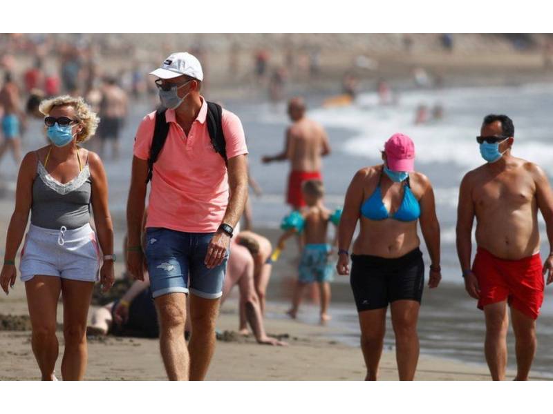 Covid update: 4,679 new cases and 6 deaths over first weekend of the year