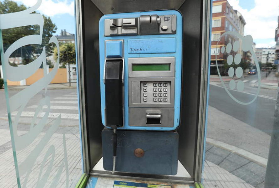 Telefónica is to decommission all public telephones in Spain